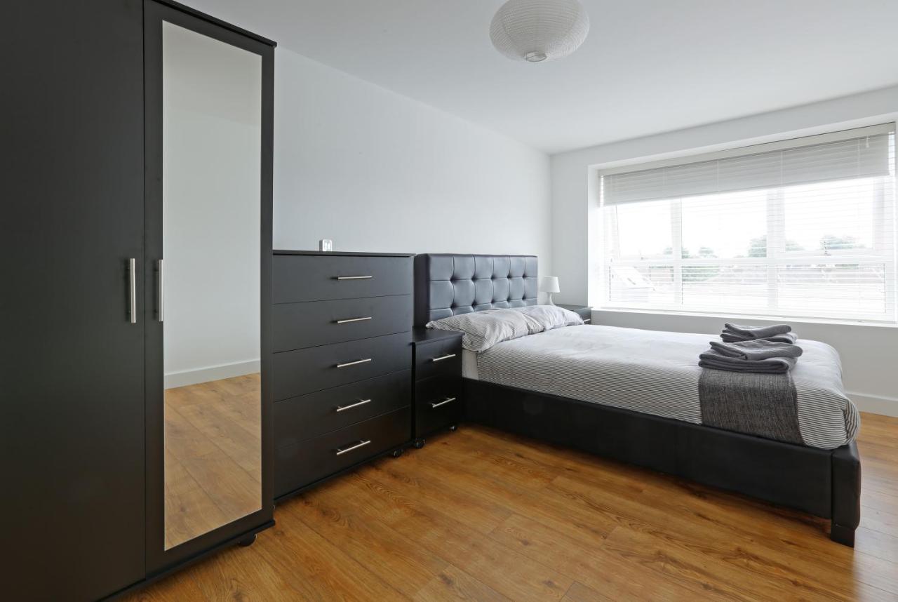 Radalco Apartments Hounslow Extérieur photo