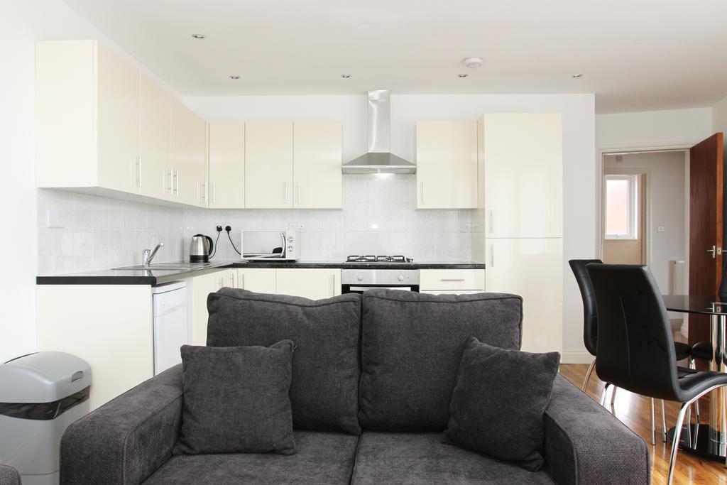 Radalco Apartments Hounslow Extérieur photo