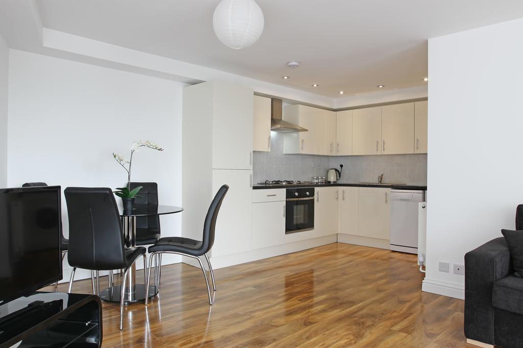 Radalco Apartments Hounslow Extérieur photo
