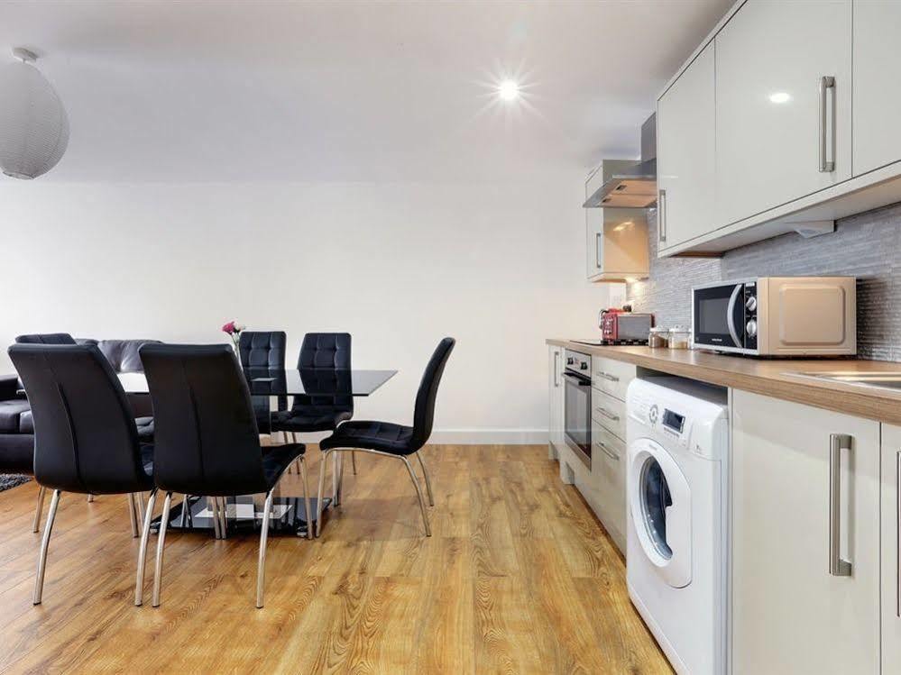 Radalco Apartments Hounslow Extérieur photo