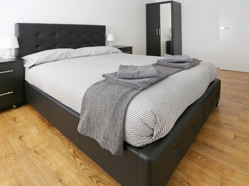 Radalco Apartments Hounslow Extérieur photo