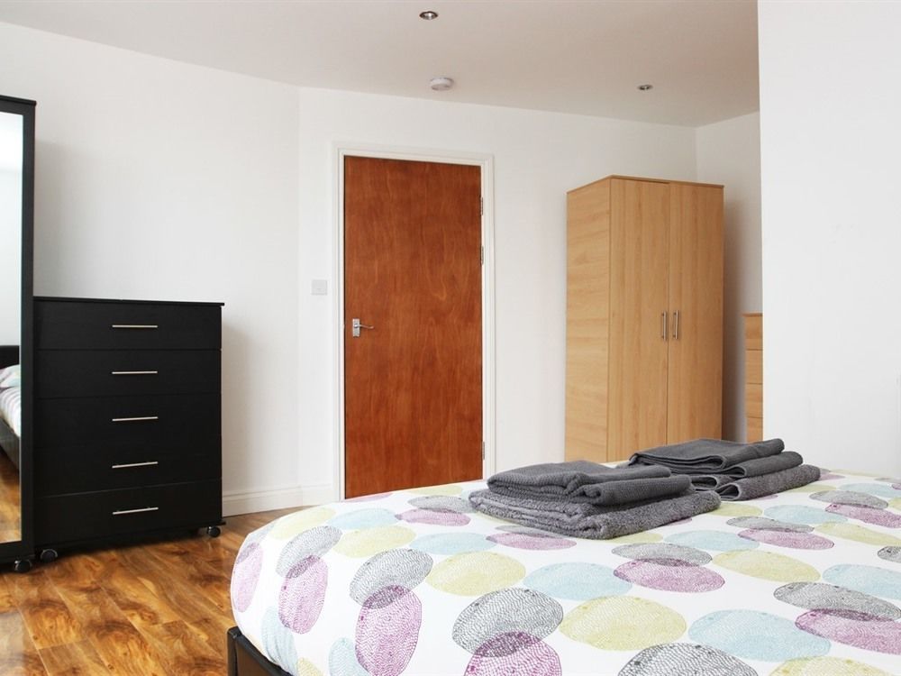 Radalco Apartments Hounslow Extérieur photo