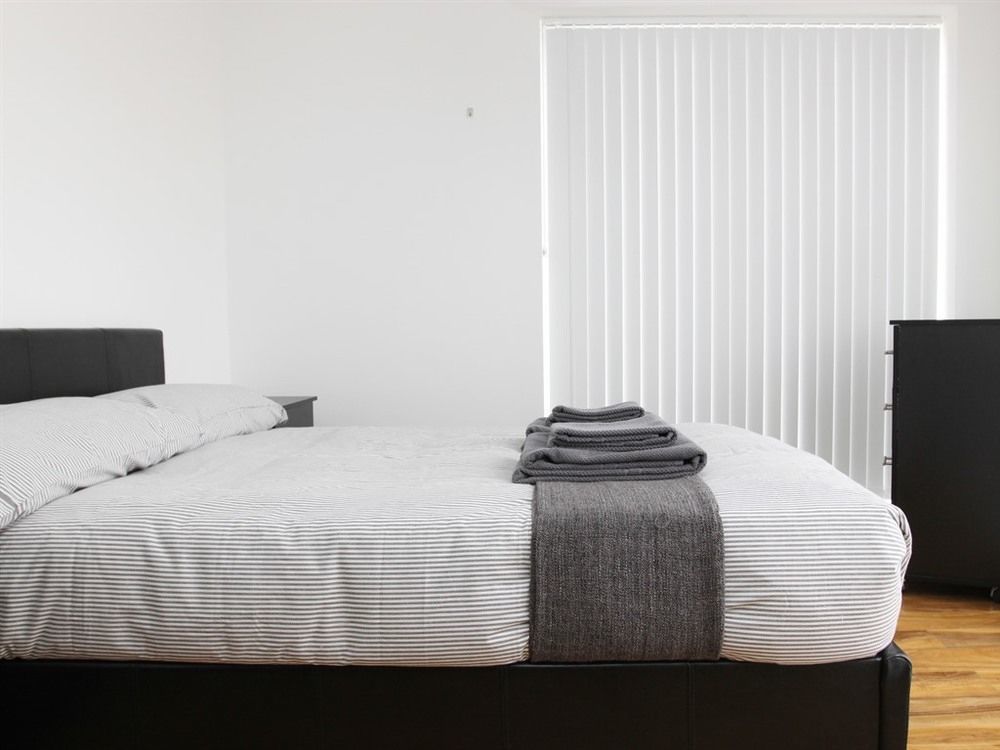 Radalco Apartments Hounslow Extérieur photo