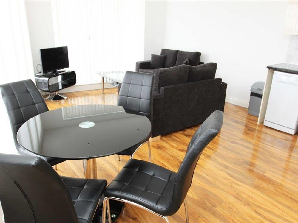 Radalco Apartments Hounslow Extérieur photo