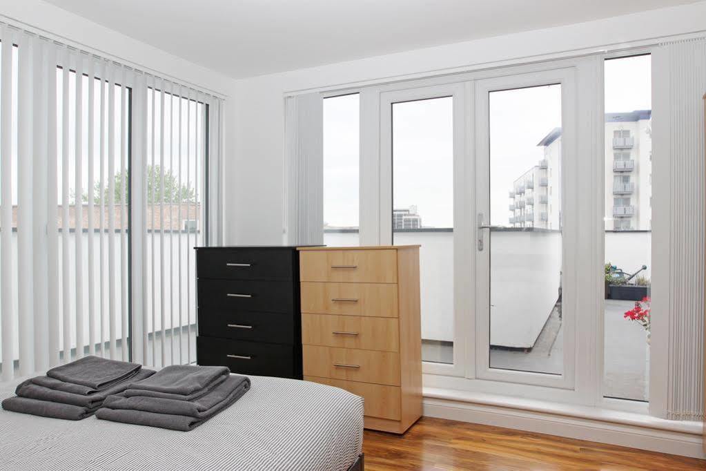 Radalco Apartments Hounslow Extérieur photo